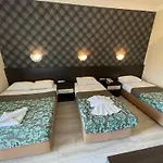 Ξενοδοχείο Castle Park 4*