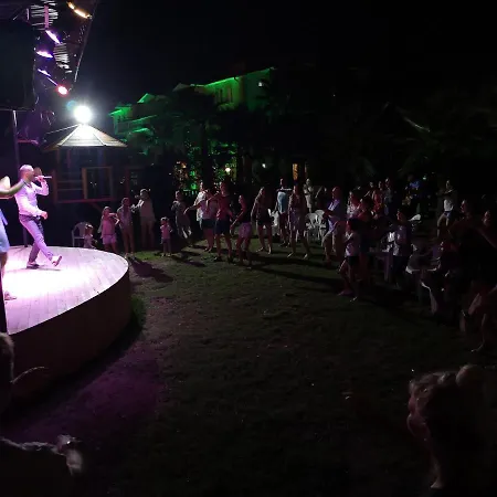 Castle Park 酒店 贝尔迪比