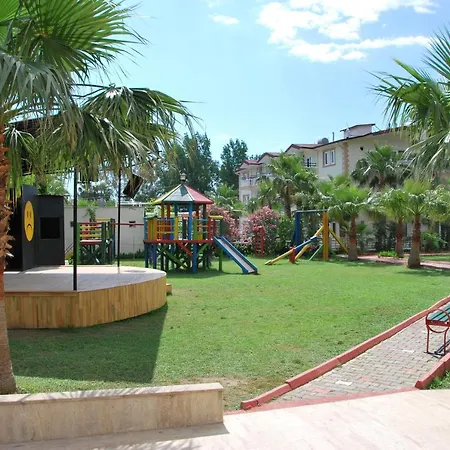 Castle Park 4*